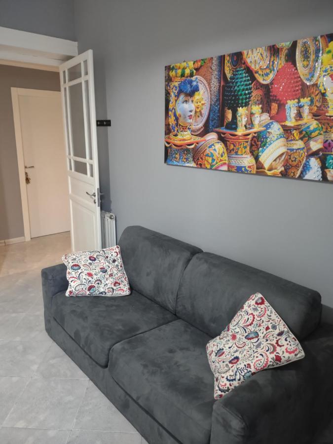 Central Apartment A Due Passi Dal Porto ปาแลร์โม ภายนอก รูปภาพ