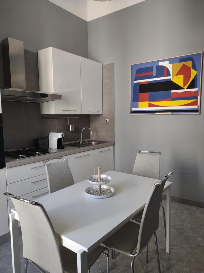 Central Apartment A Due Passi Dal Porto ปาแลร์โม ภายนอก รูปภาพ