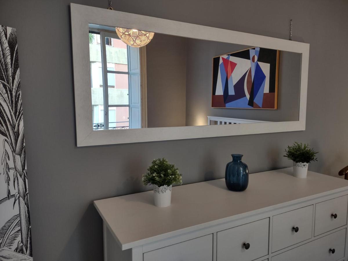 Central Apartment A Due Passi Dal Porto ปาแลร์โม ภายนอก รูปภาพ